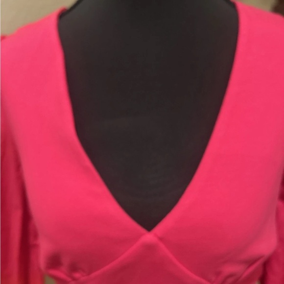 NWT!! English Factory Magenta Pink Puff Sleeve Mixed Media Blouse XS - Picture 4 of 7